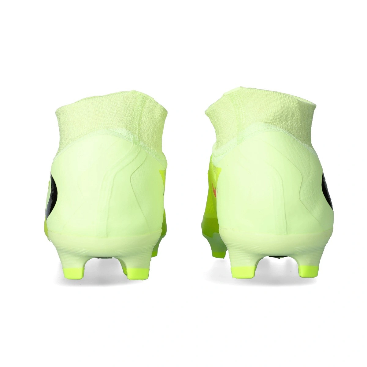 Chuteira Nike Phantom 6 High Pro FG