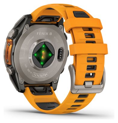 Montre GPS Garmin Fénix 8 AMOLED - 47 mm Sapphire Titane avec Bracelet en Silicone Orange Graphite