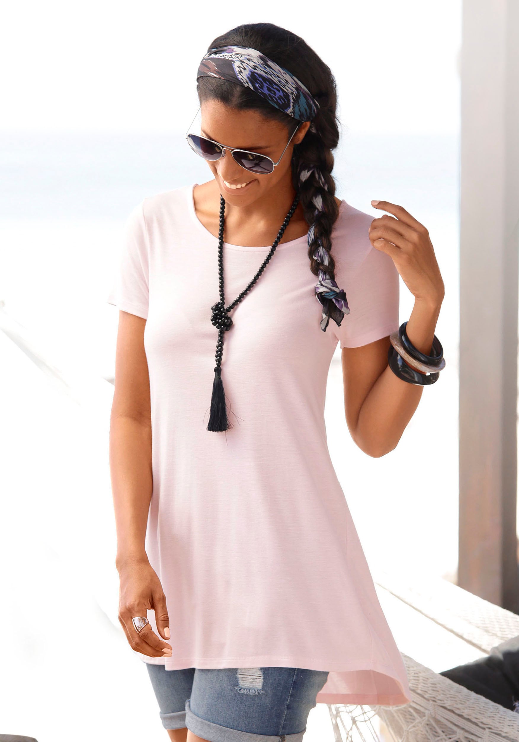 LASCANA T-Shirt mit verlängertem Rückenteil, Kurzarmshirt, Longshirt, Basic