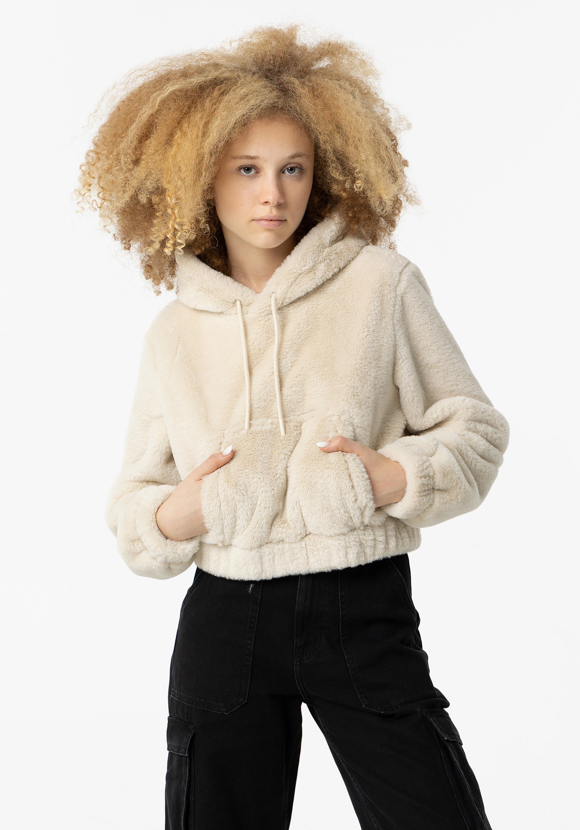 Hoodie Pelo com Bolso