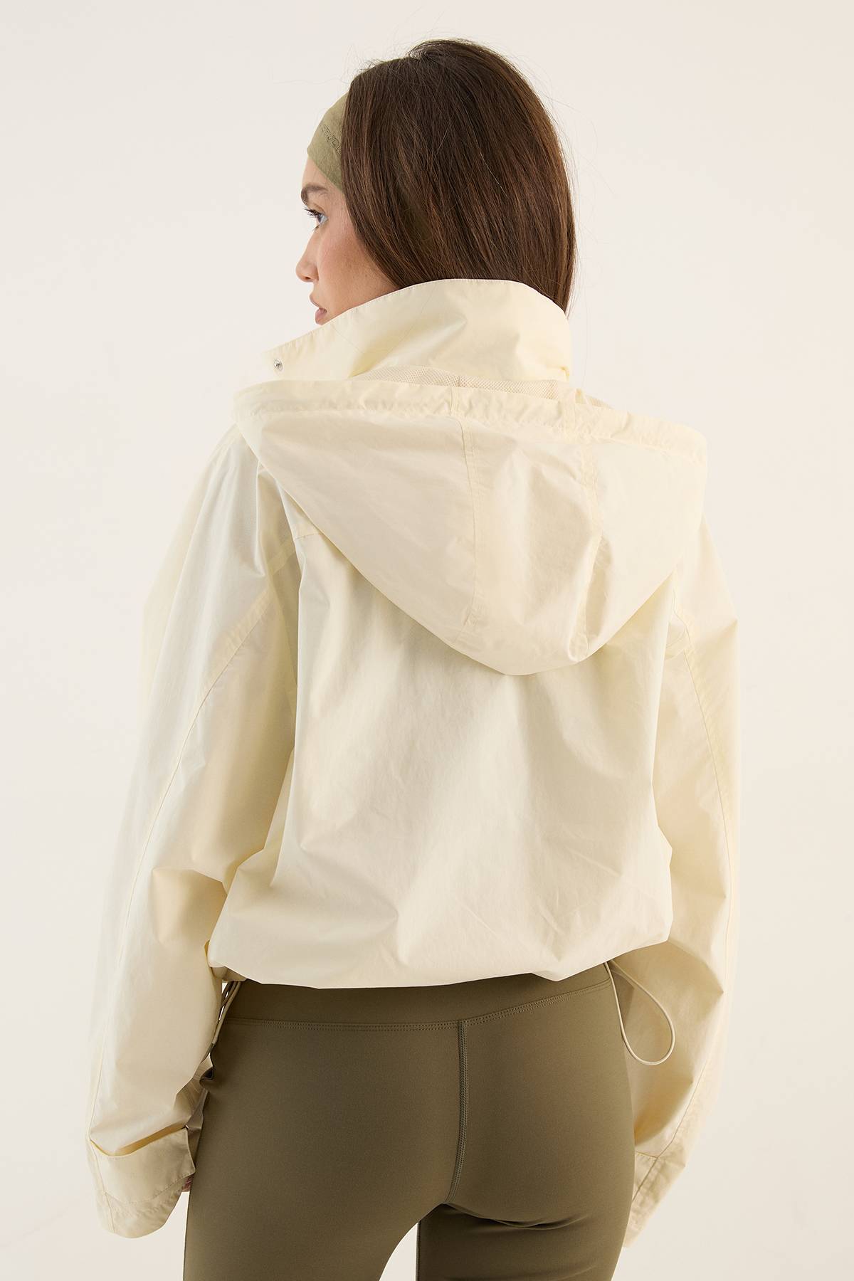 Coupe-vent Imperméable À Casynthétiqueche Et Col Cheminée Dsgn Studio