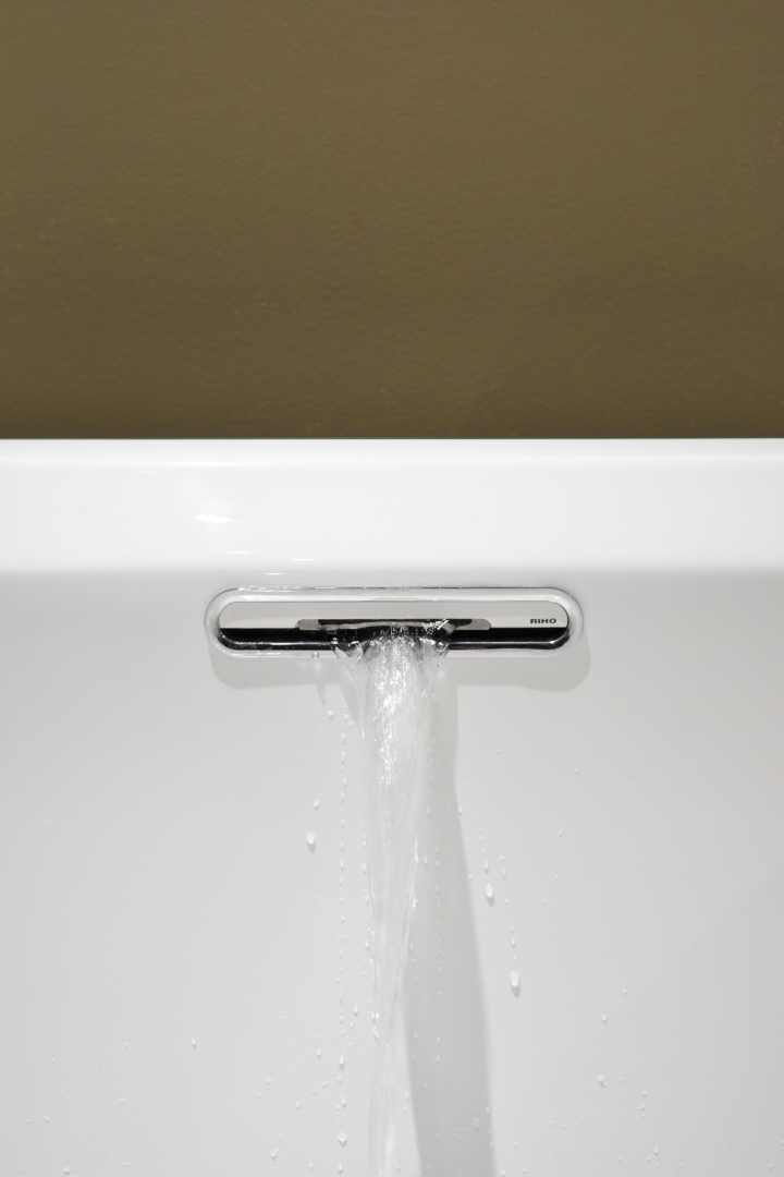 Riho Inspire vrijstaand bad 160x75cm wit glans met chromen overloop