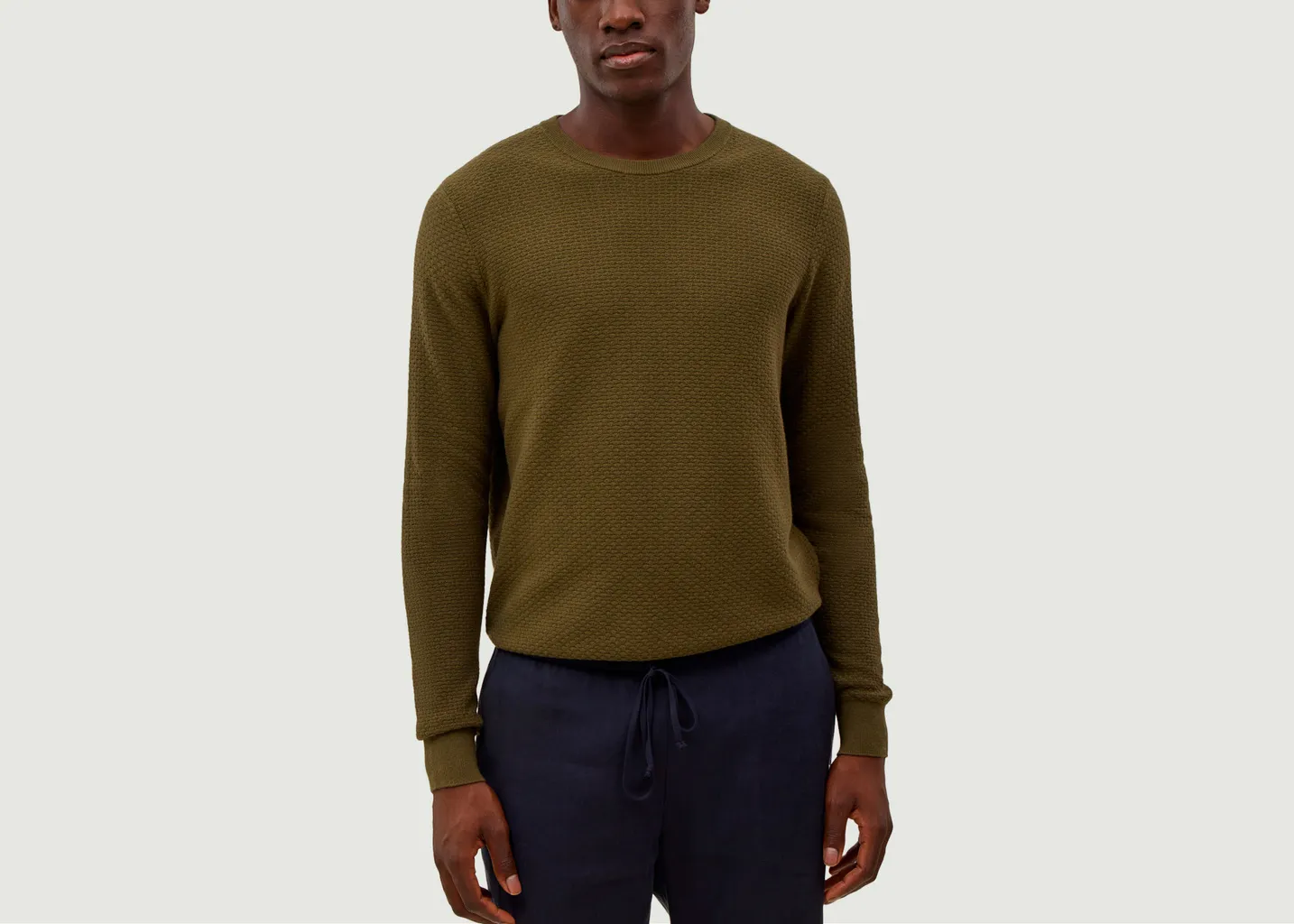 Pull Zun Hircus