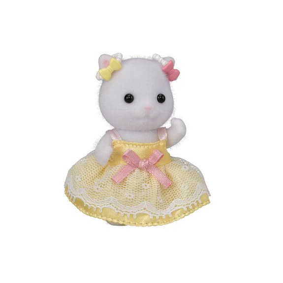 La fille Chat Persan et sa panoplie de Princesse Sylvanian Families 5645