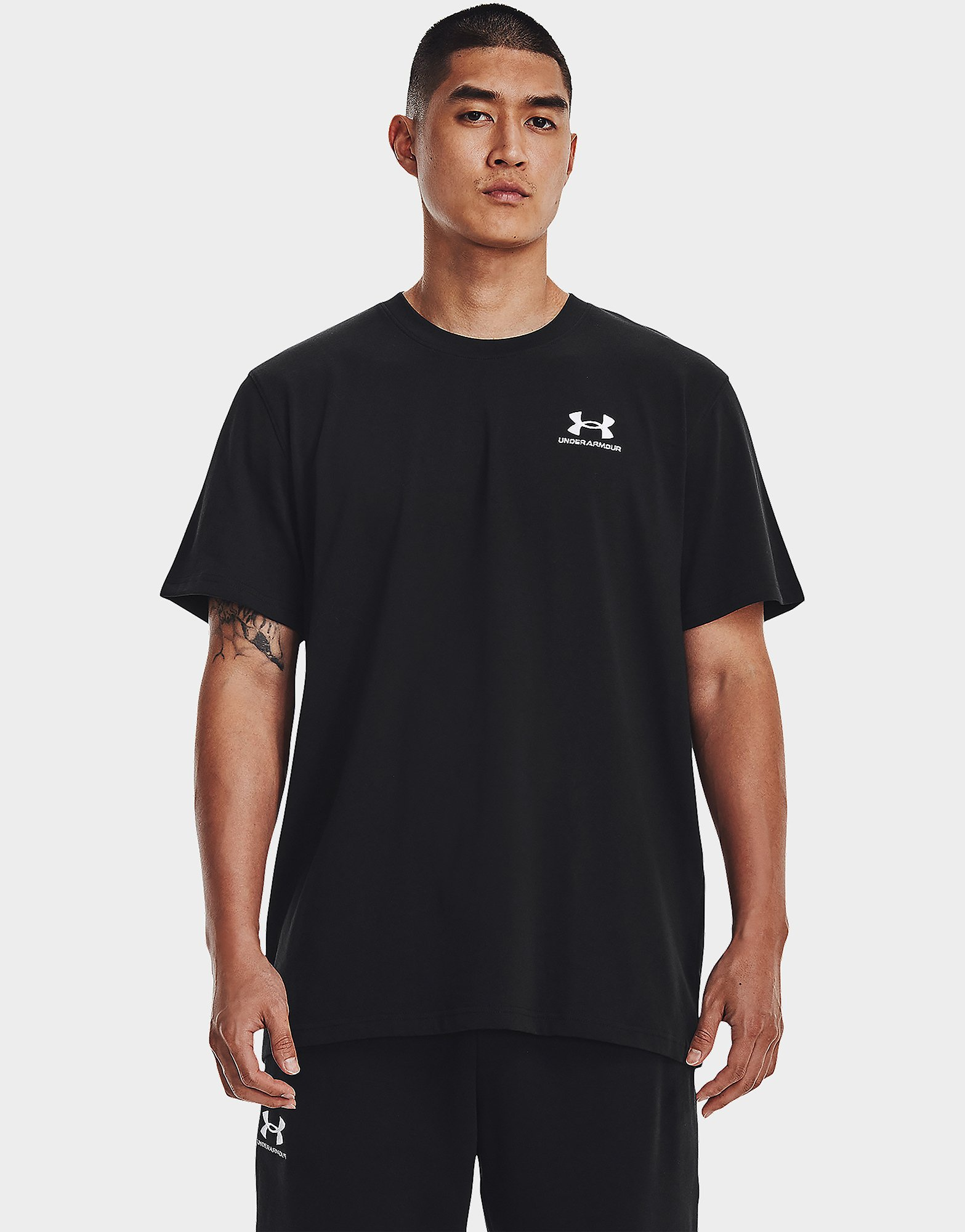Under Armour Short-Sleeve Graph UA M LOGO EMB HEAVYWEIGHT SS