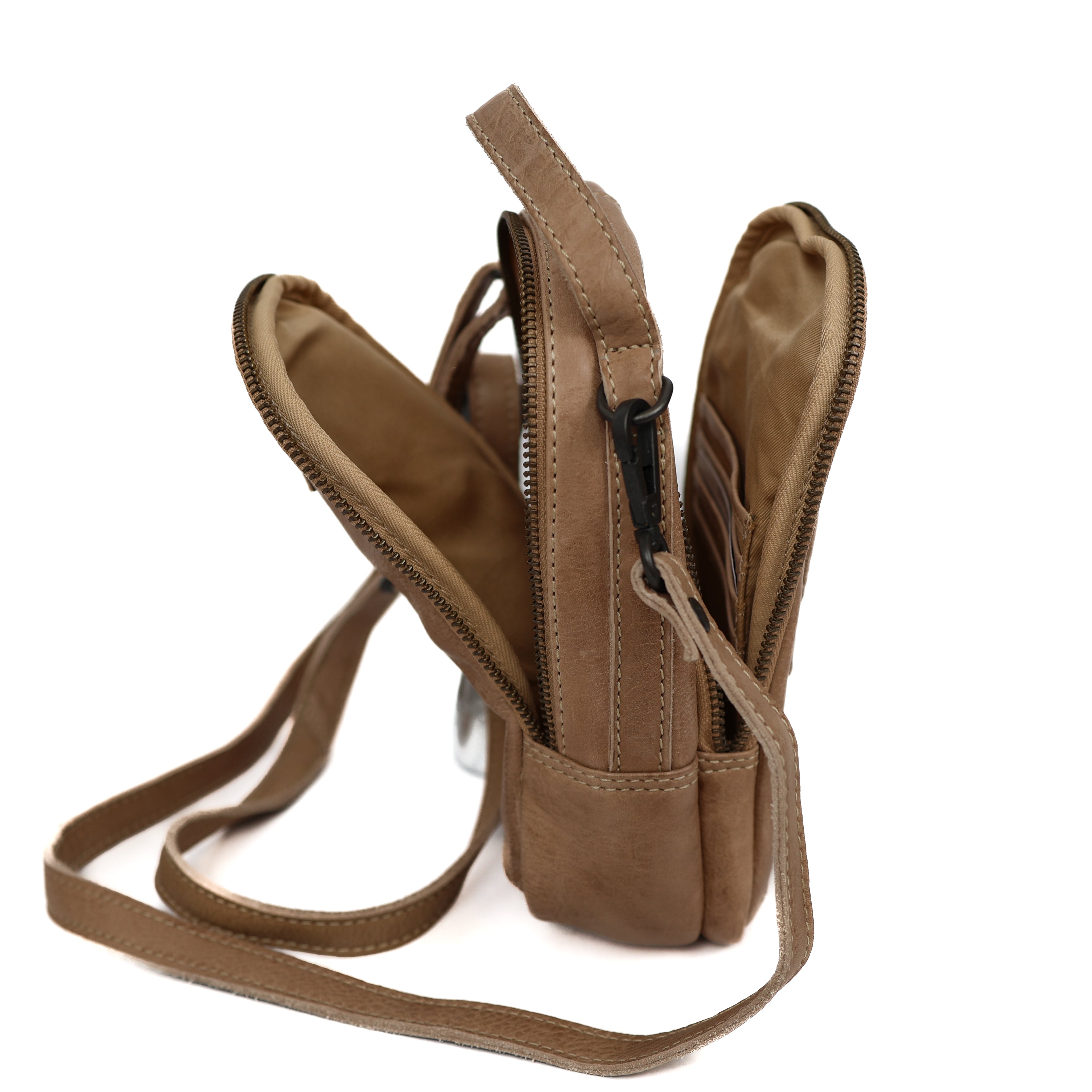 Klein schoudertasje met ritsen 'Bodhi' beige Beige