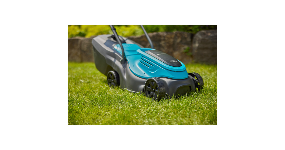 GARDENAGrasmaaier EasyMax 32/18V  (Turquoise/grijs, Accu en lader niet inbegrepen)