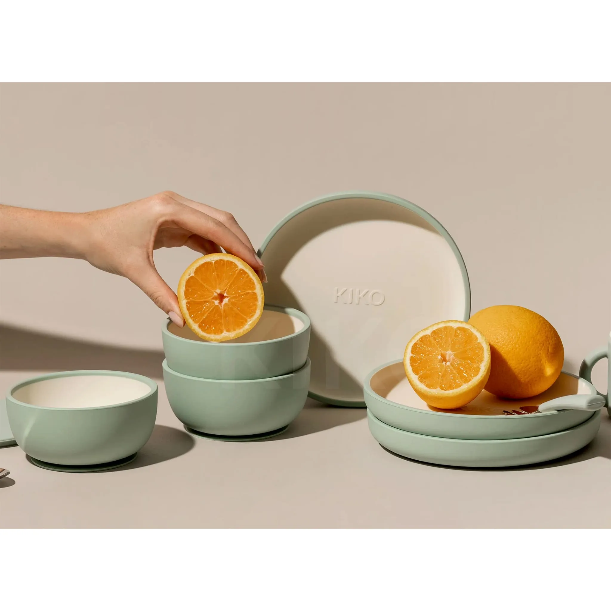Kiko The Label Assiette à Ventouse en Silicone - Sauge