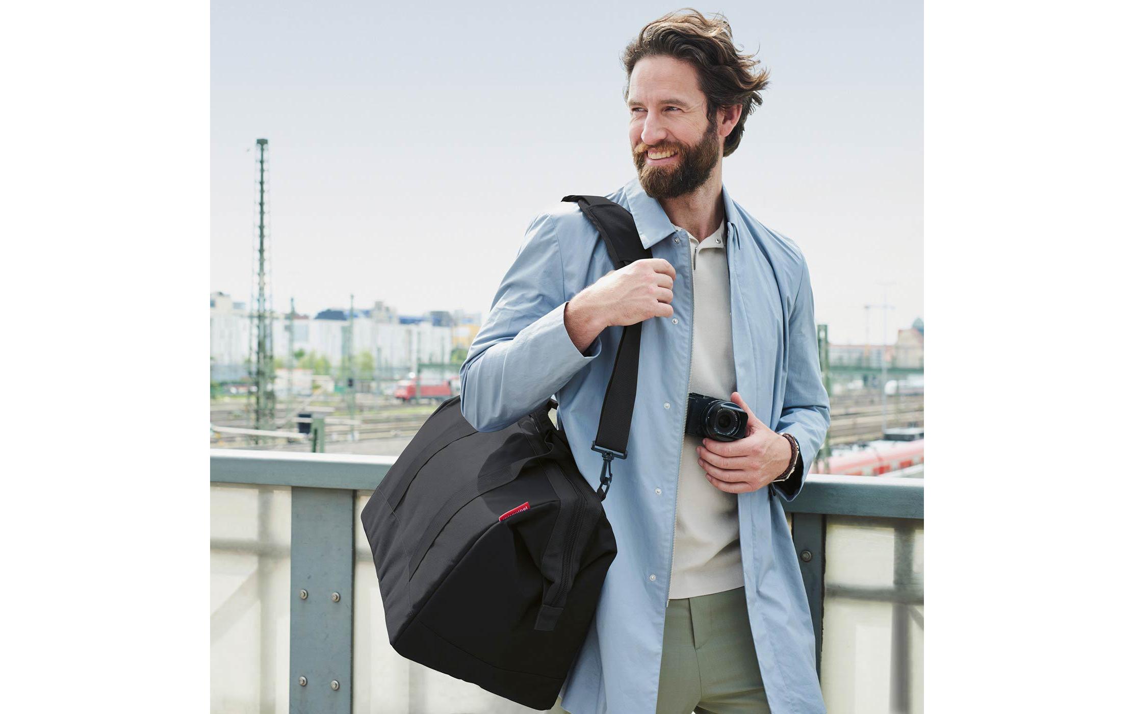 Umhängetasche Allrounder L BlackTasche aus recyceltem Material