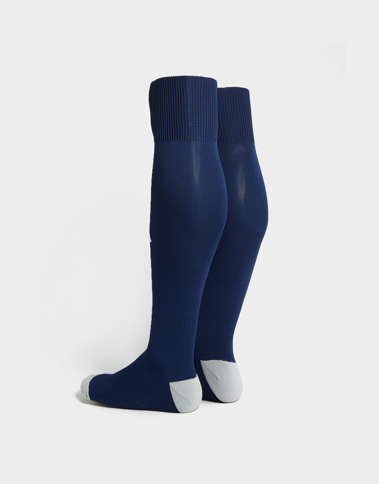 adidas Milano 23