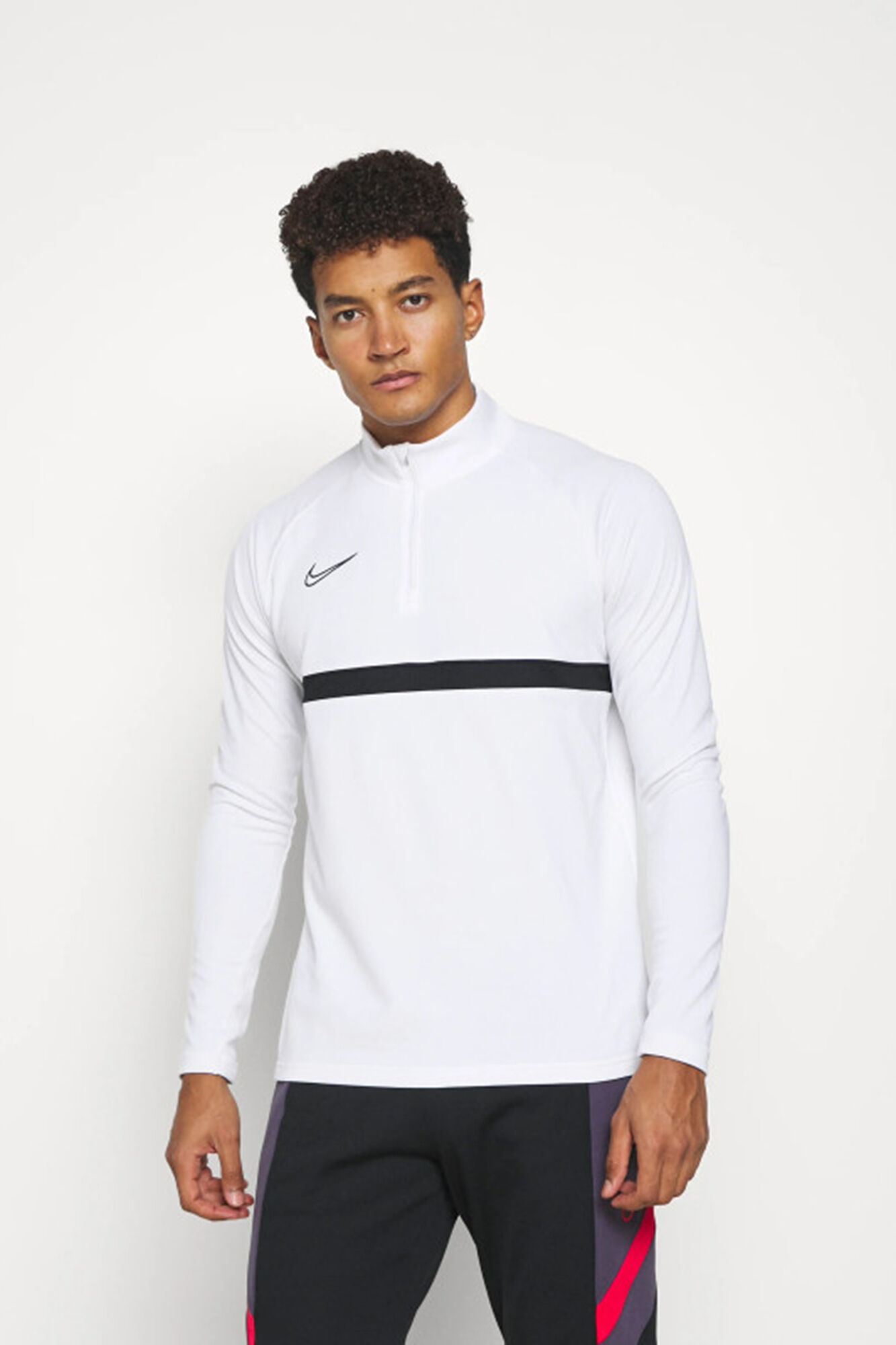 Camiseta Nike Dri-FIT Academy Drill - branca