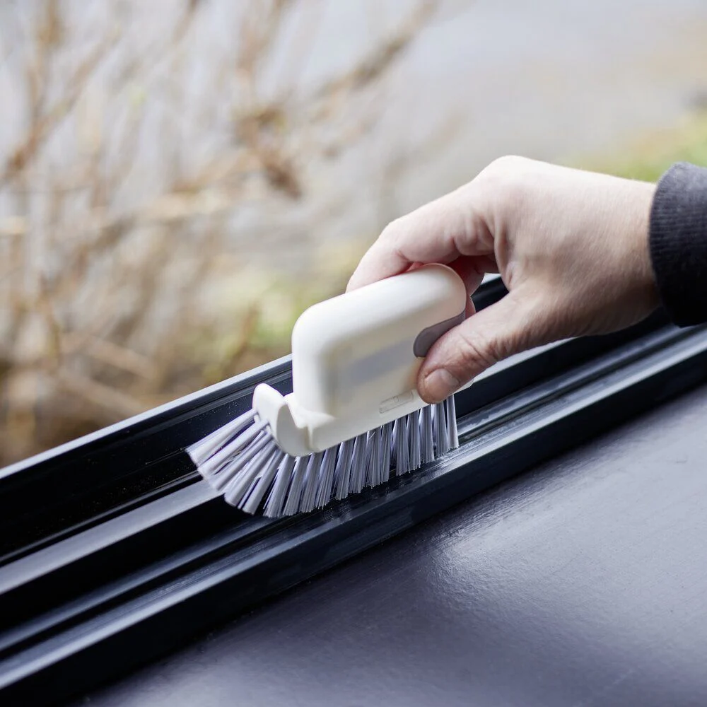 Brosse de nettoyage 3-en-1