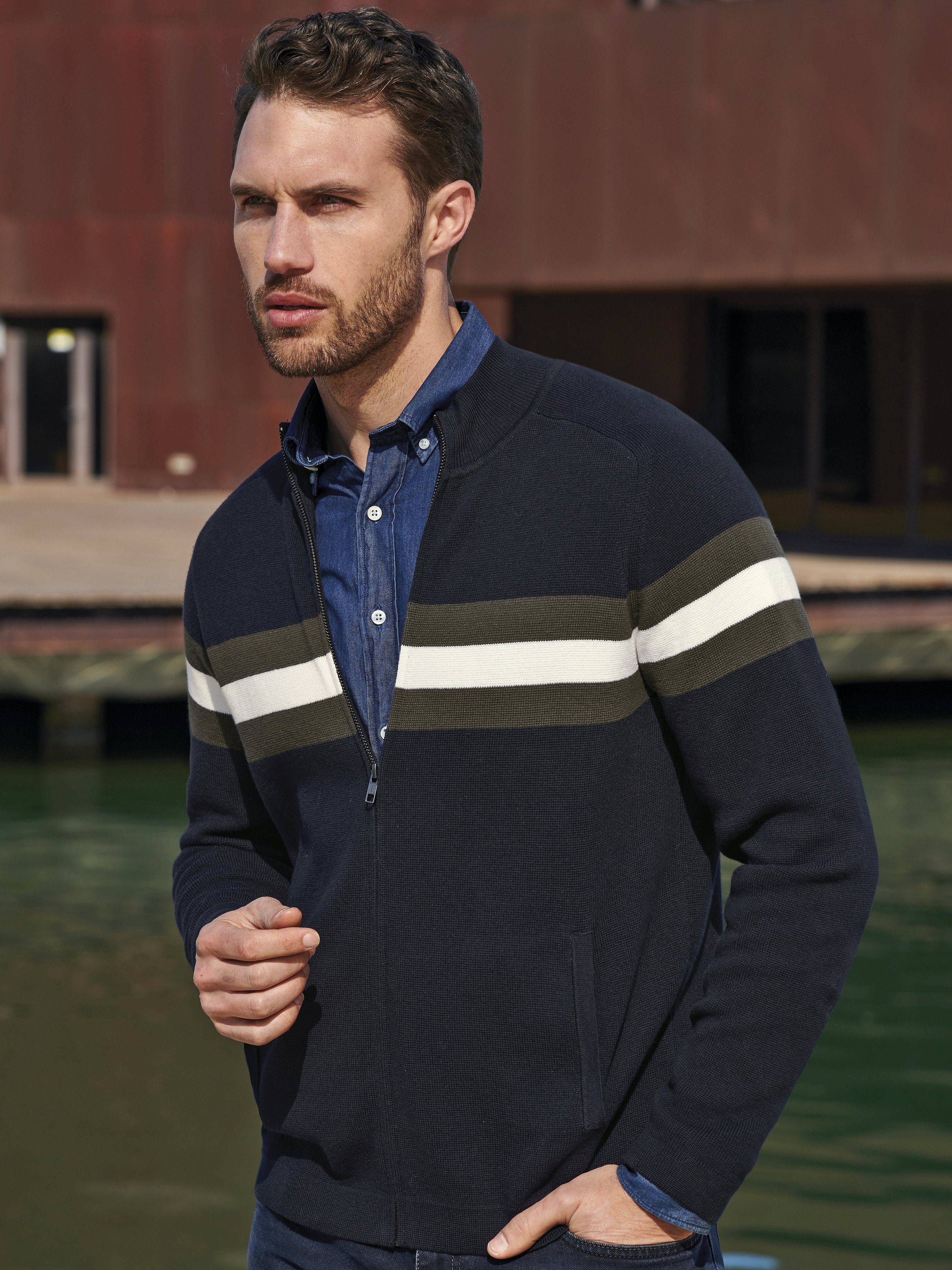 Strickjacke