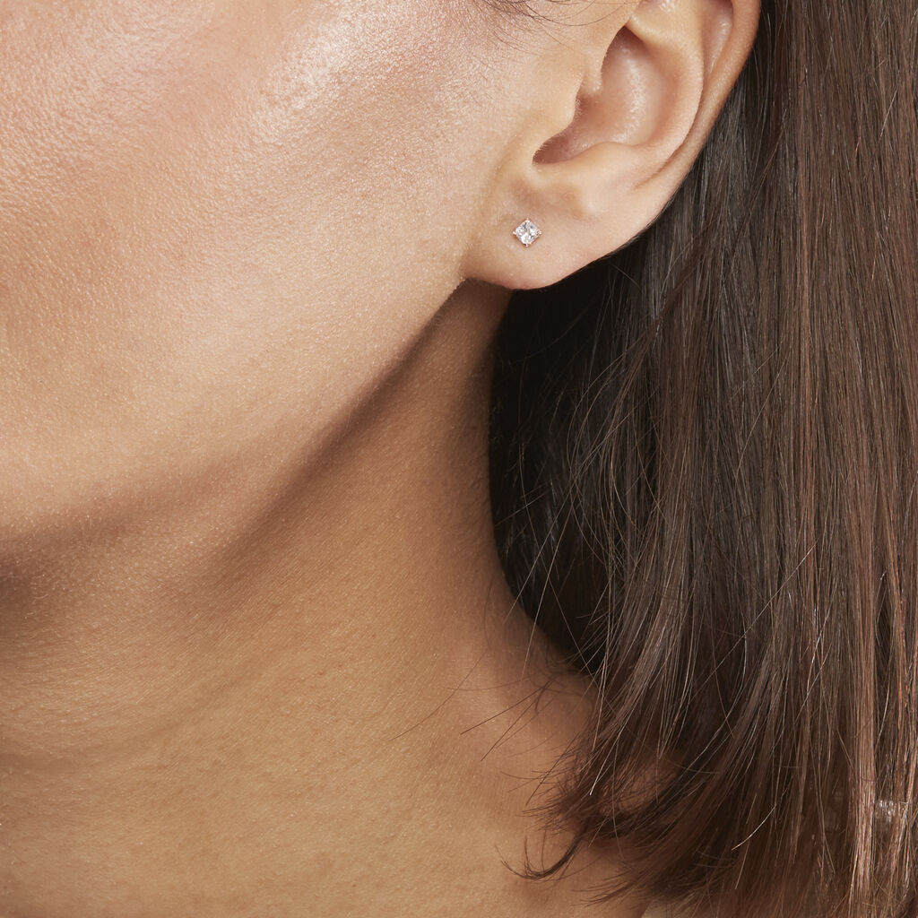 Boucles D'oreilles Puces Doreen Carre Or Rose Oxyde De Zirconium