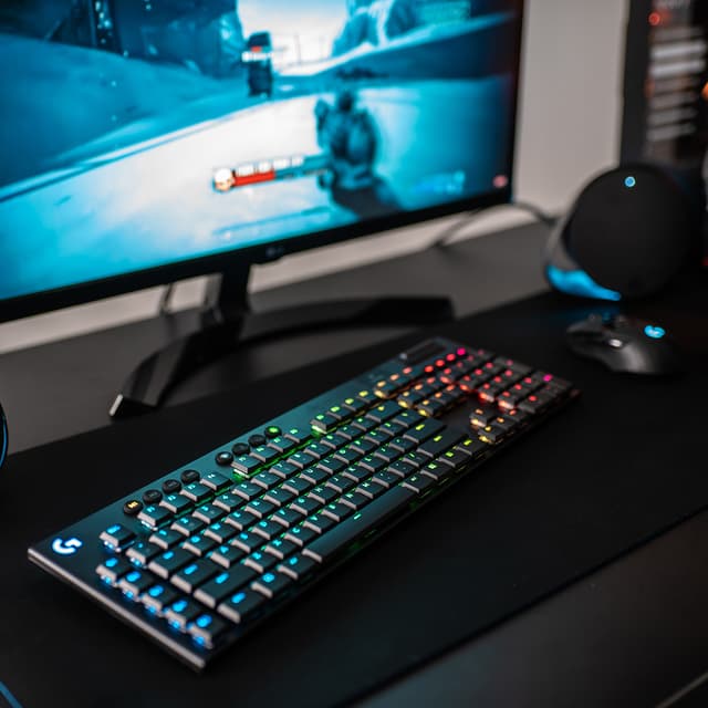 Logitech G915 Lightspeed trådløst gaming tastatur (GL Tactile switch.)
