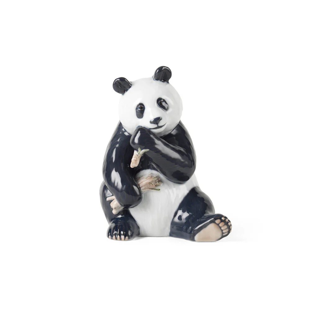 Royal Copenhagen  Spisende Panda figur - H18 cm.