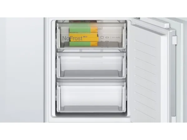 Bosch Serie | 4 KIN86VFE0 - Køleskab/fryser - bund-fryser - til indbygning - niche - bredde: 56 cm - dybde: 55 cm - højde: 177.5 cm - 260 liter - Klasse E - Fladhængsel