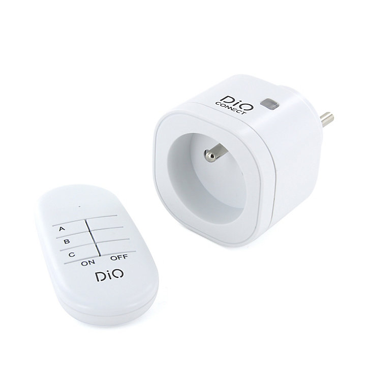 Prise connectée + télécommande DiO Connect