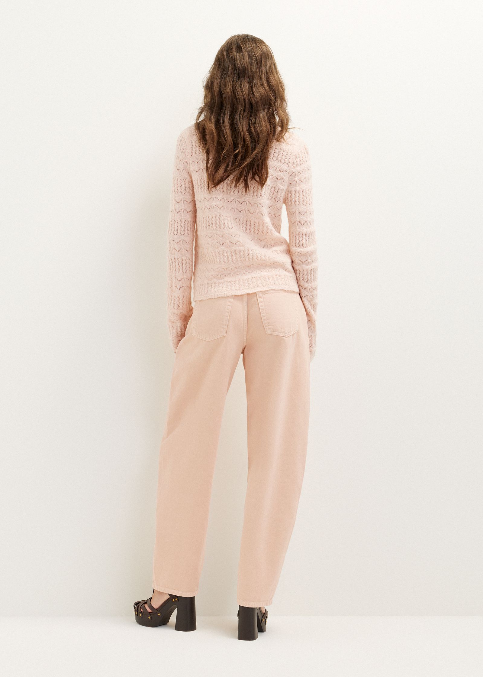 Cara barrel jeans