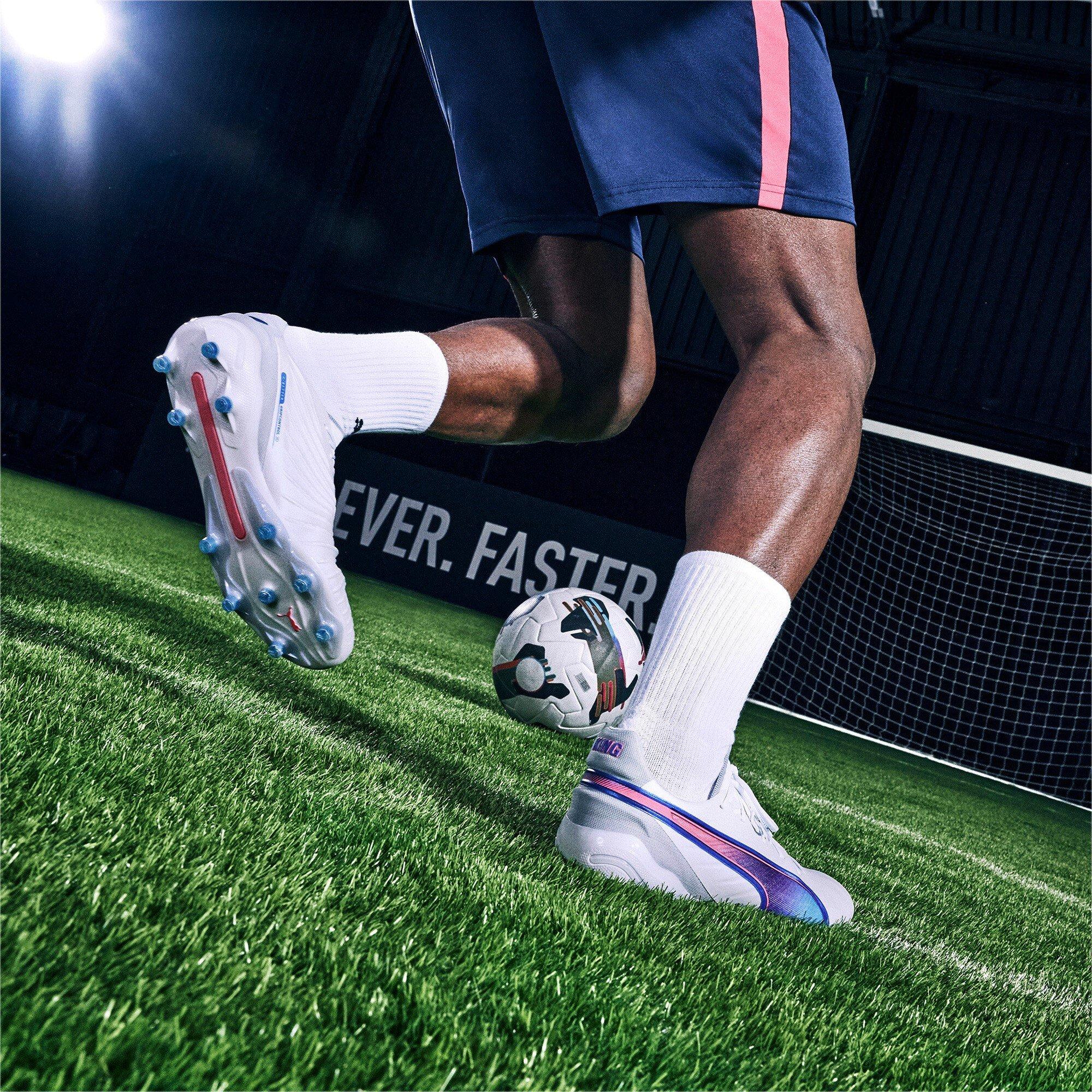 Puma King Ultimate Launch Firm Ground Football Boots Mens