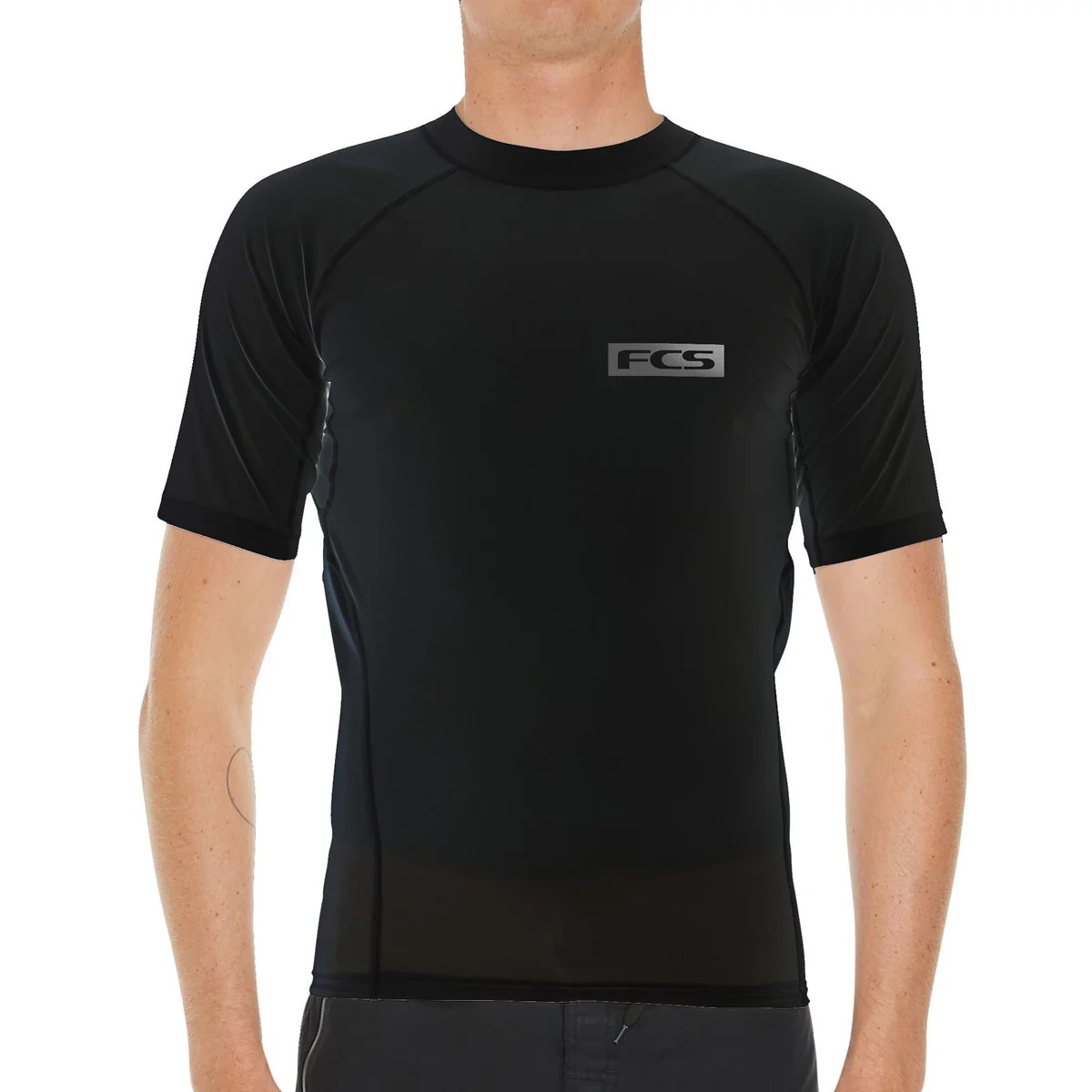FCS Essential SS Rash Vest / Lycra Solaire - Black Black