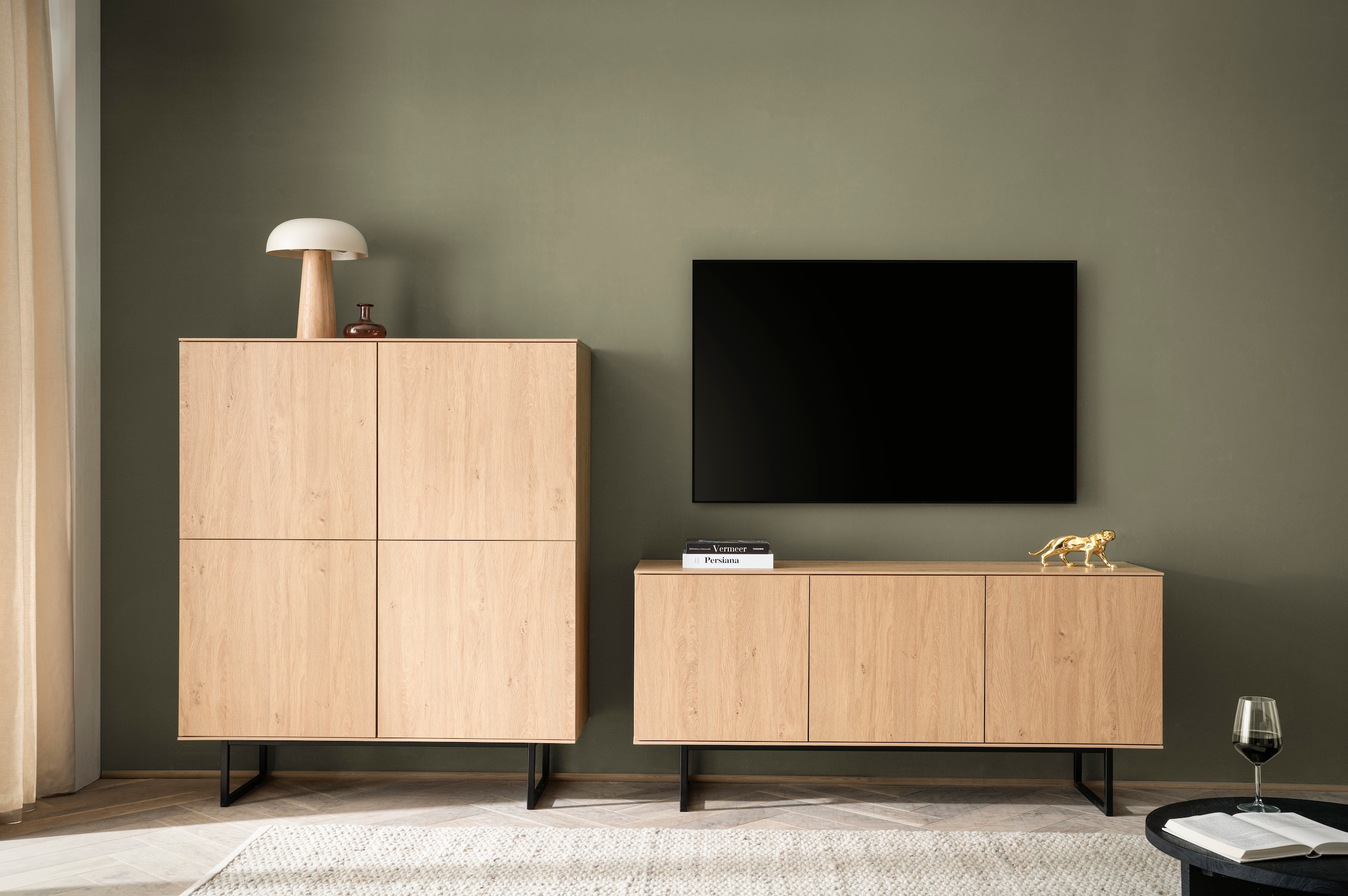 Home affaire Lowboard »Lund, moderner TV-Unterschrank, Kommode mit Kufengestell« ausreichend Stauraum, vielseitig einsetzbar, 150 cm breit