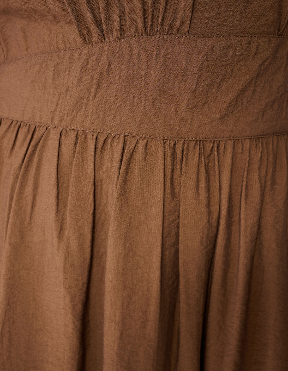 Ruffle V-hals Maxi Jurk Donkerbruin