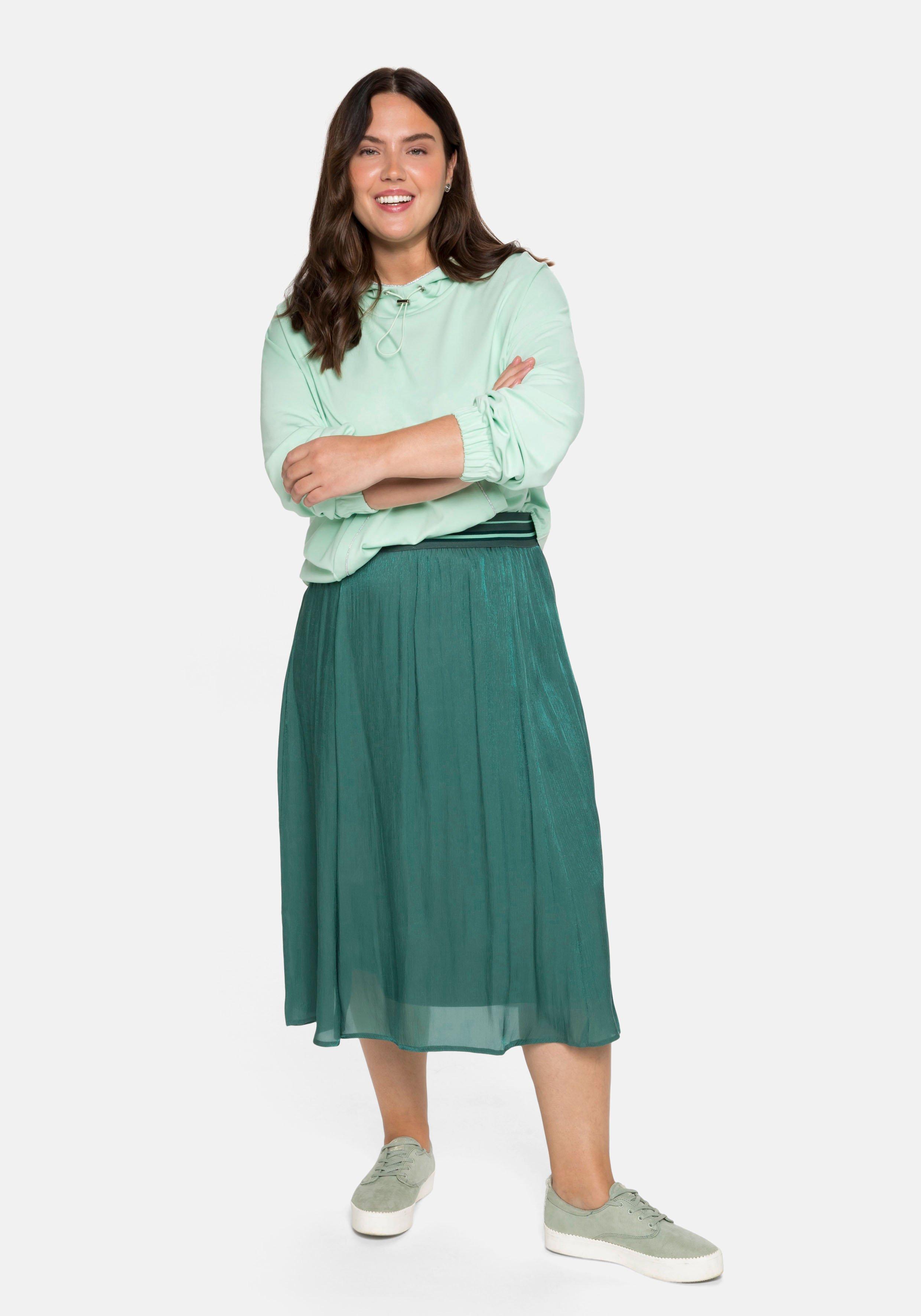 Langarmshirt mit Kapuze und Kängurutasche