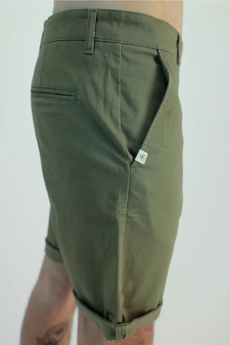 BEACH MOUNTAIN Herren Short