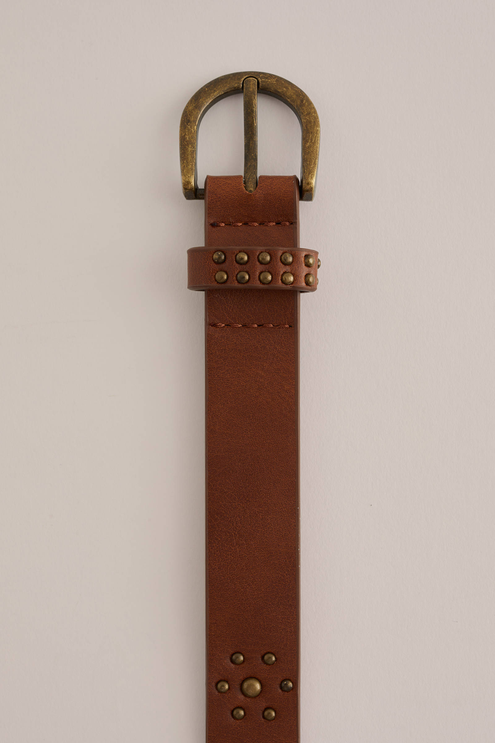 WE Fashion riem met studs bruin