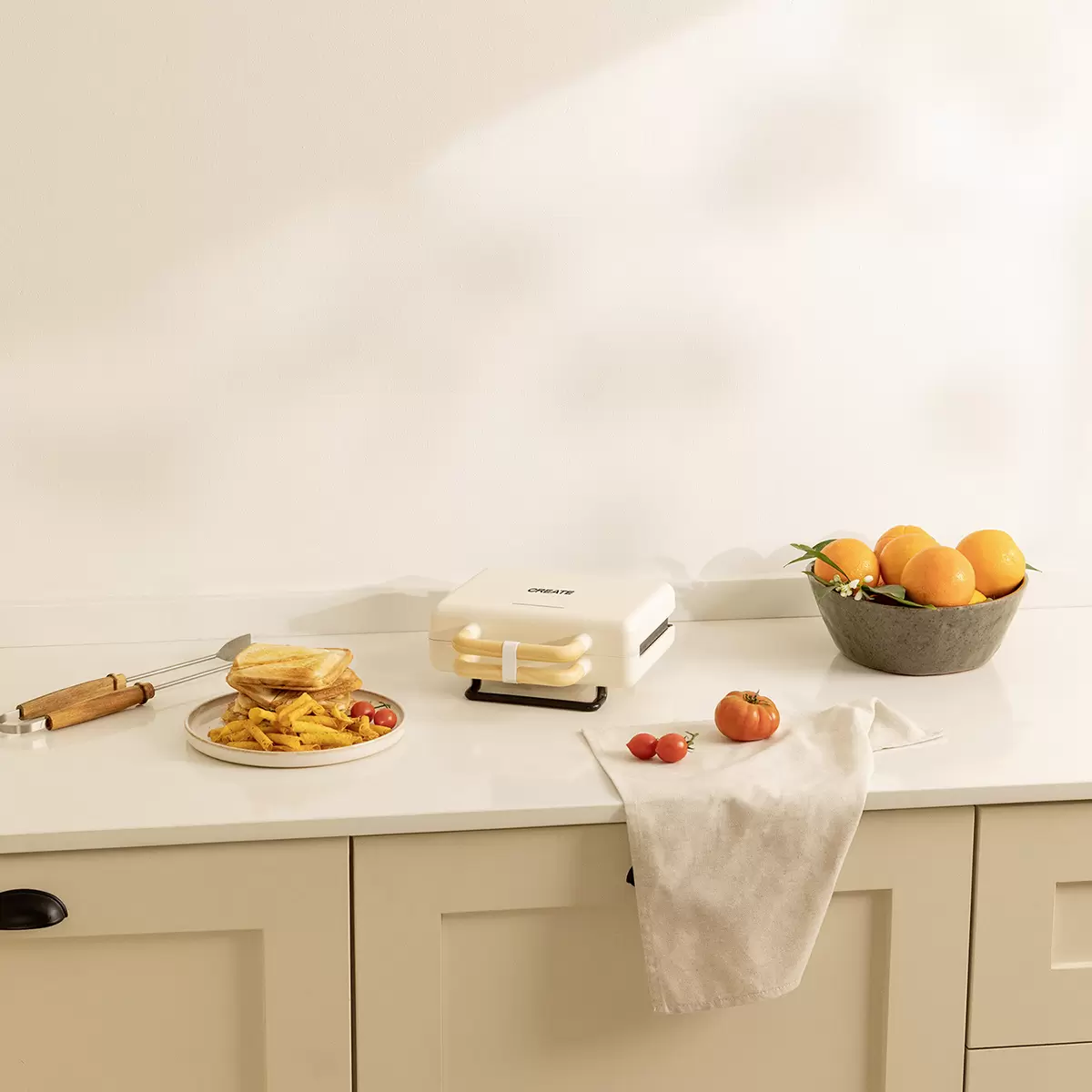 Sandwich- und Waffeleisen STONE 2 IN 1 COMPACT crema