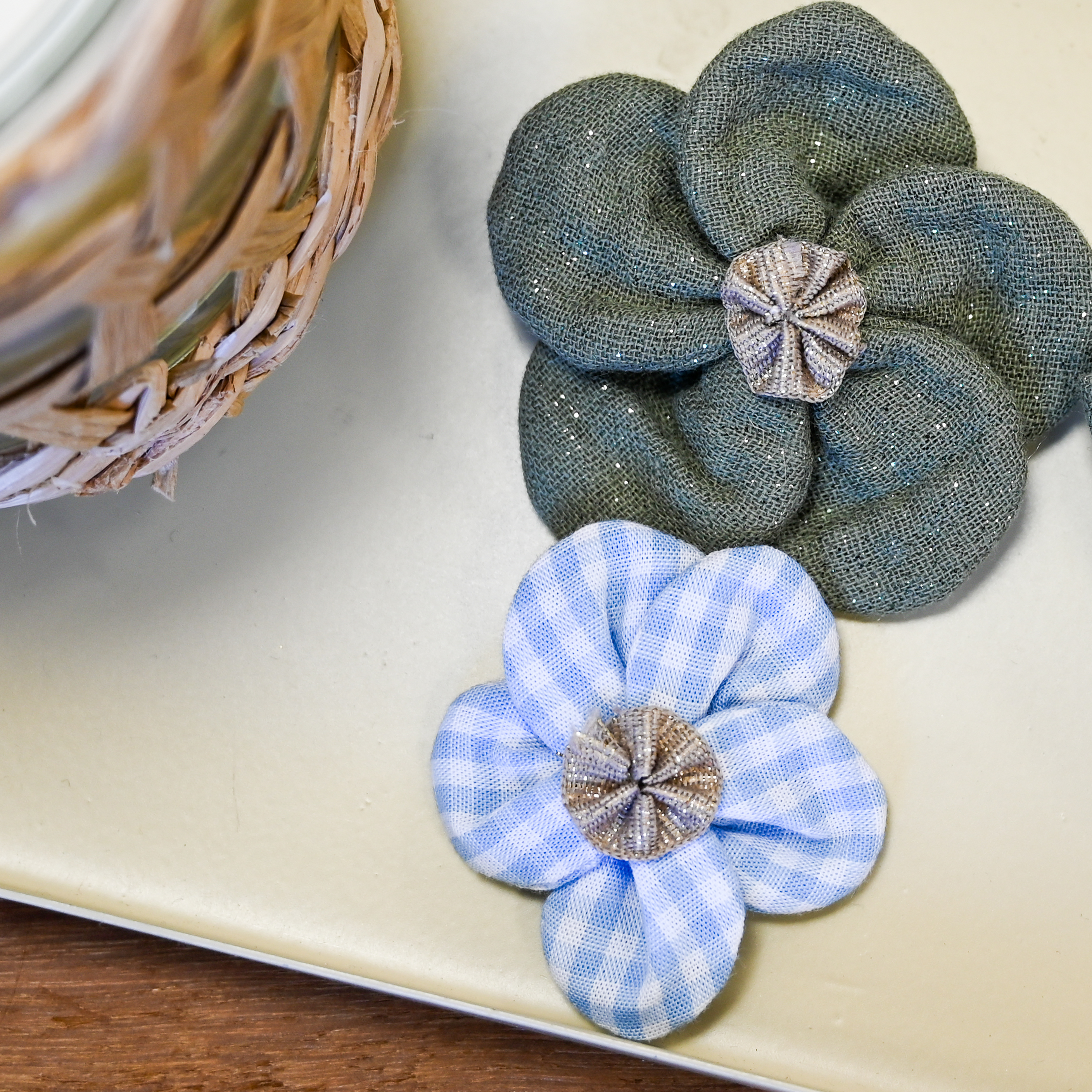 Mini Barrette Pétales De Fleur Vichy Ciel
