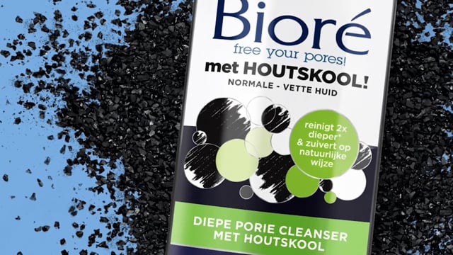 Biore Oil Control Natural Charcoal Cleanser 200ML