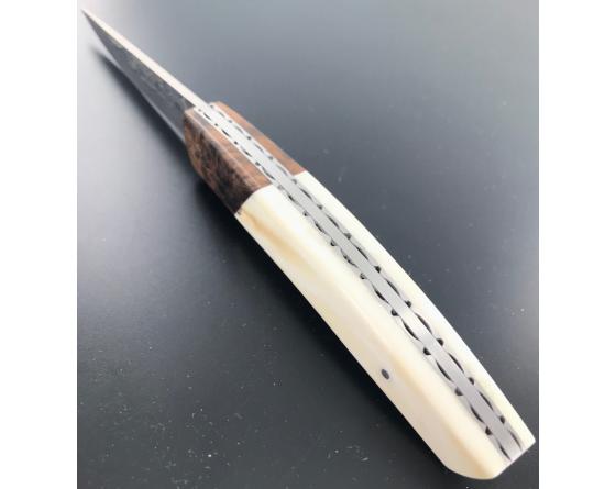 Le Thiers 9 cm - Phacochère / Noyer - Damas Akka Couteau Le Thiers par Locau