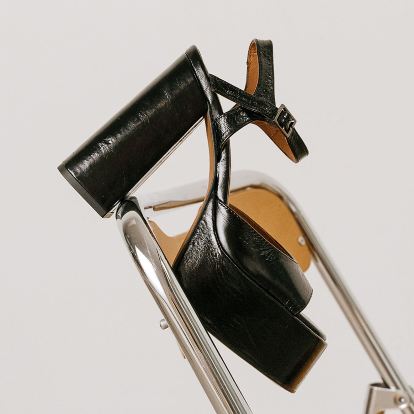 Jonak Sandales en Cuir Basile noires - Talon 11 cm