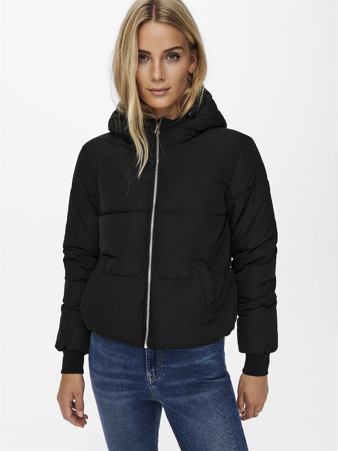 JDYNEWERICA Daunenjacke Black