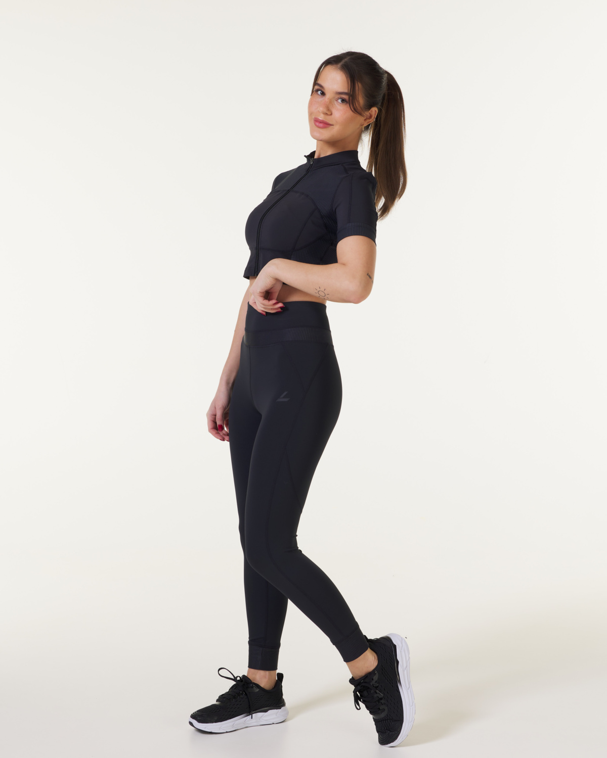 LEVITY Core Rib Tights Black
