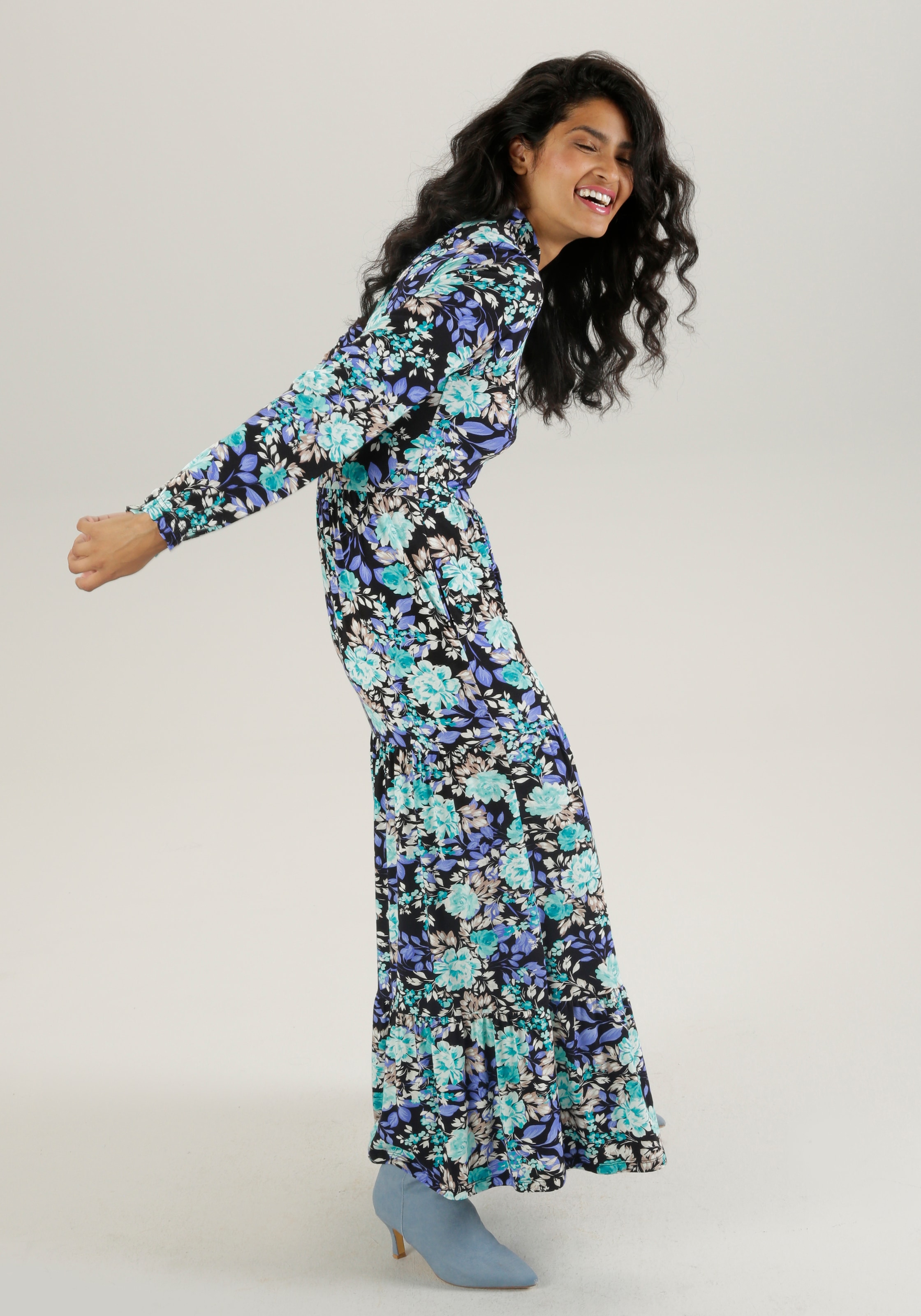 Aniston SELECTED Maxikleid mit romantischem Rosendruck und Rüschenverzierung