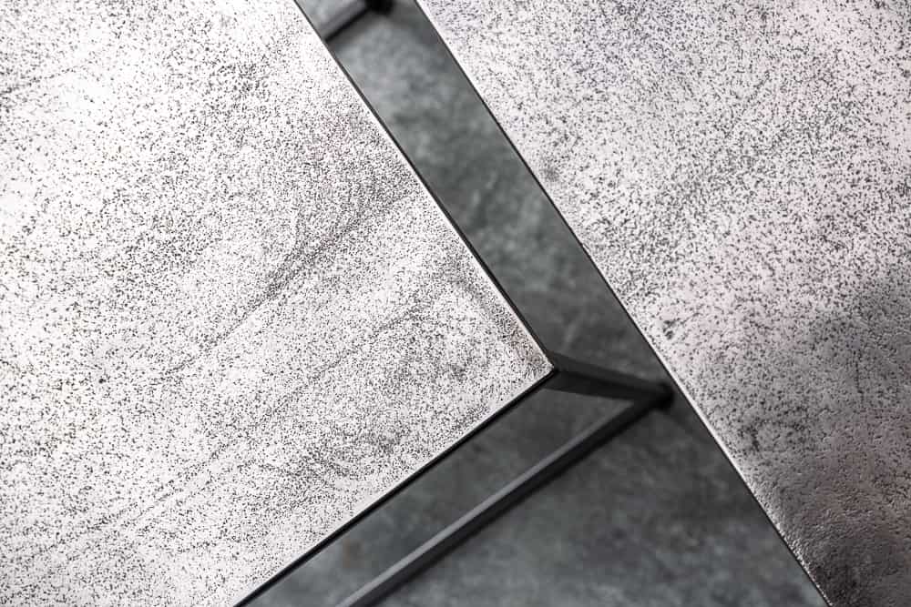 Handgearbeitetes Beistelltisch 2er Set ELEMENTS 40cm silber schwarz Couchtisch