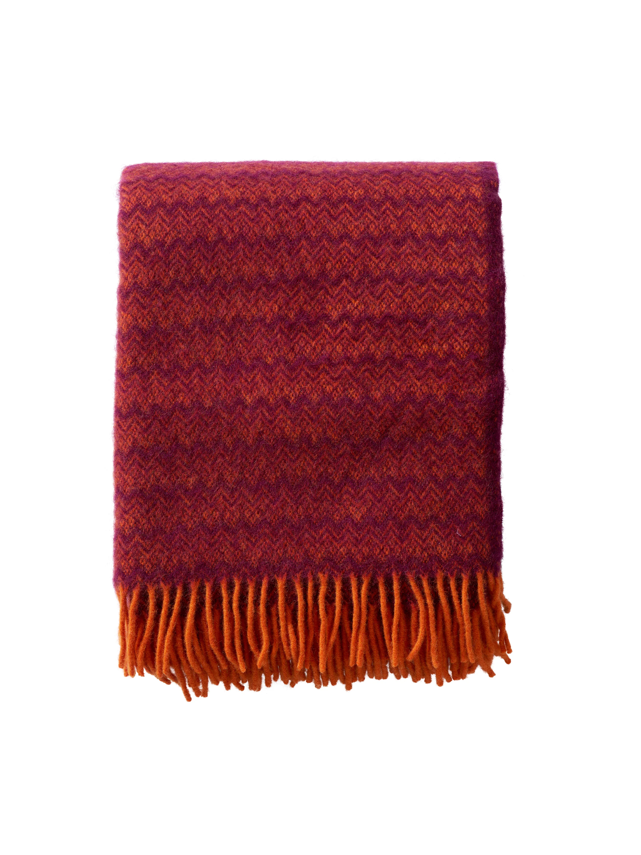 Klippan Yllefabrik  Otto uldtæppe, Cherry Red/Orange - 130x180 cm.