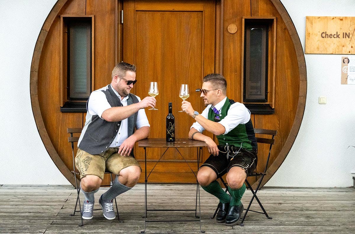 Männer Urlaub in der Weinfass Suite für 2 (1 Nacht)