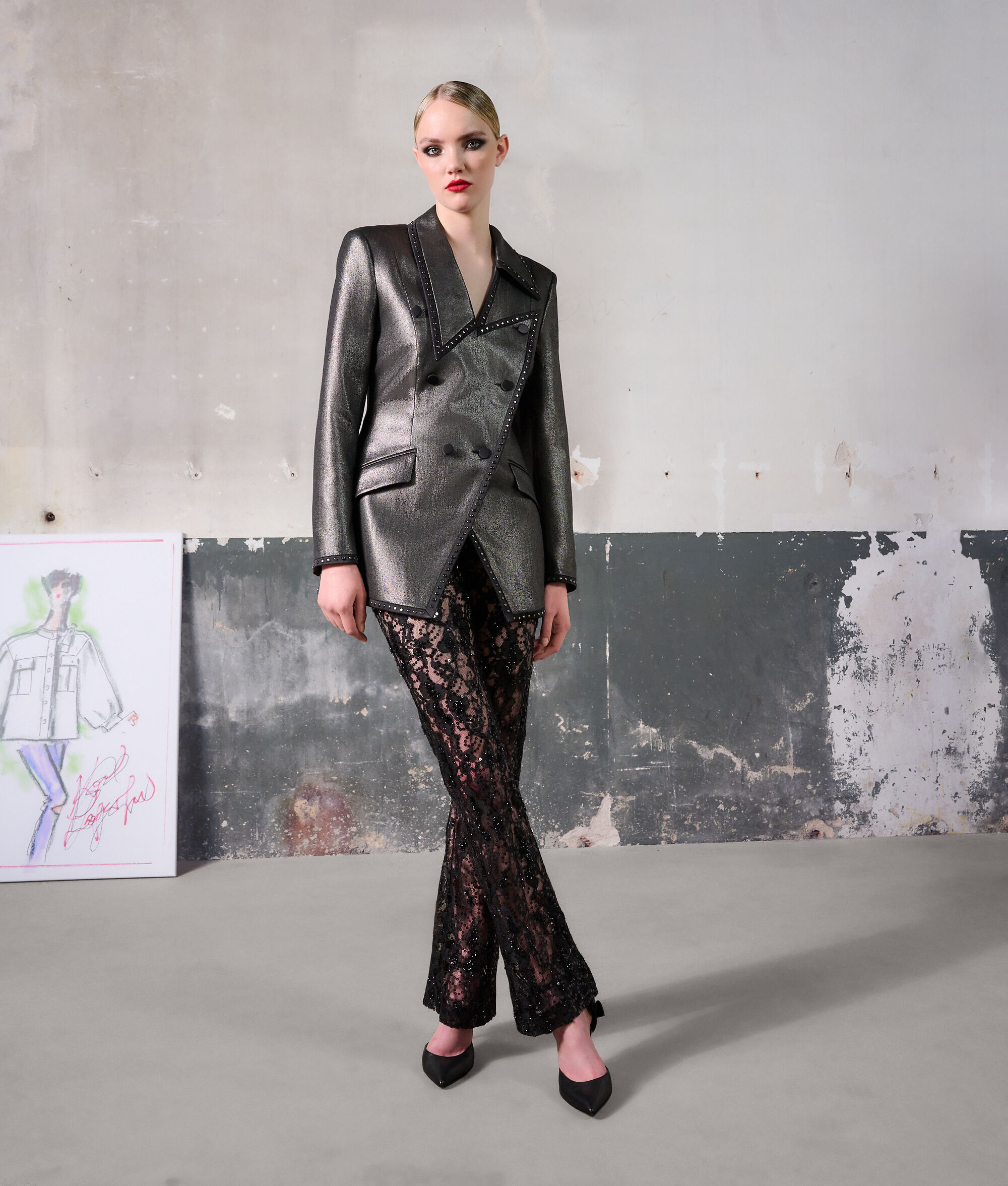PANTALON EN DENTELLE TRANSPARENTE