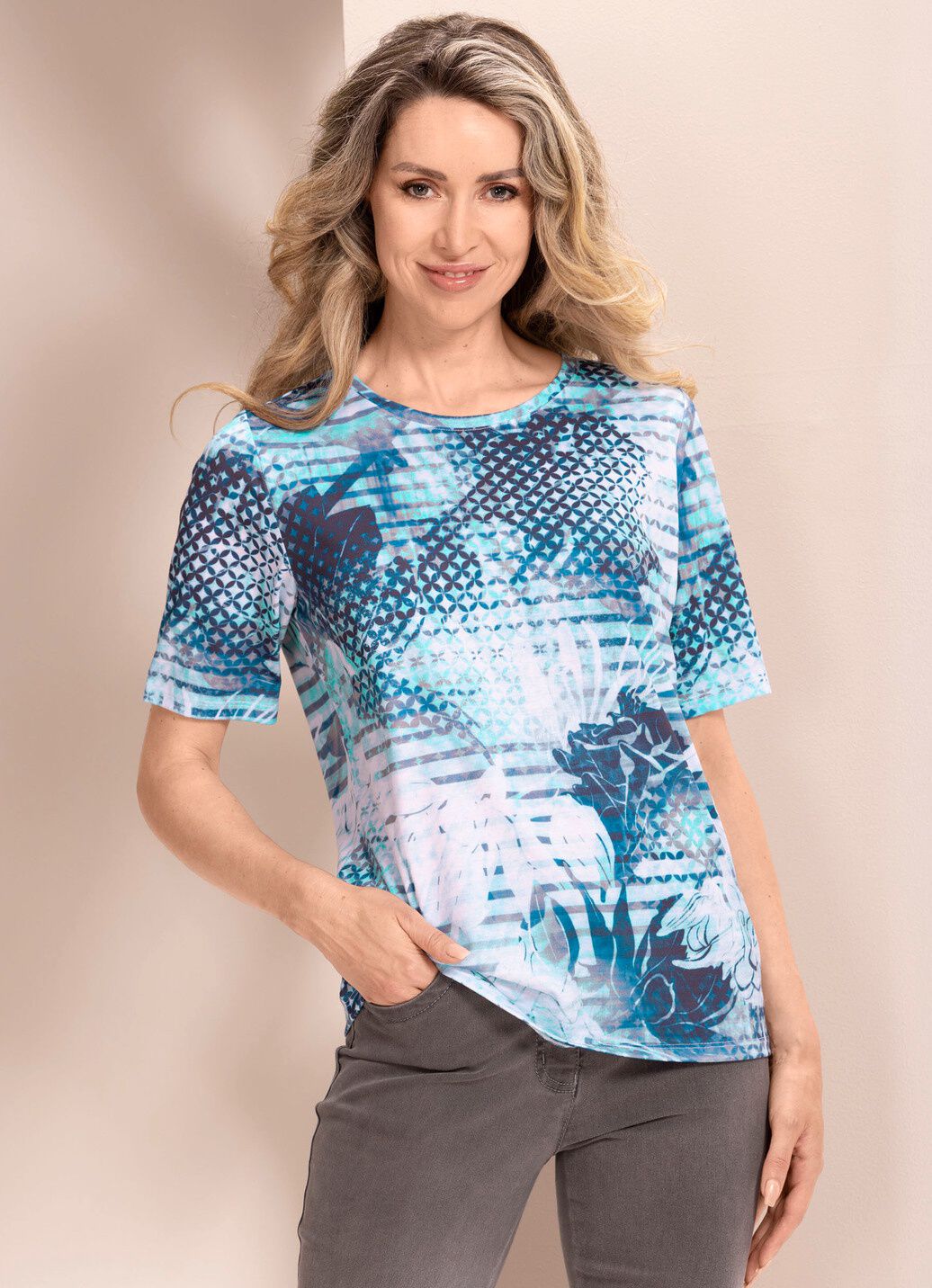 Shirt mit Alloverdruck
