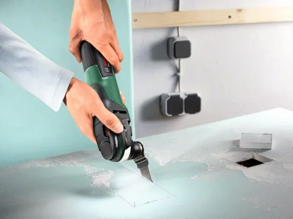 Bosch Multifunktionsværktøj PMF 350 CES