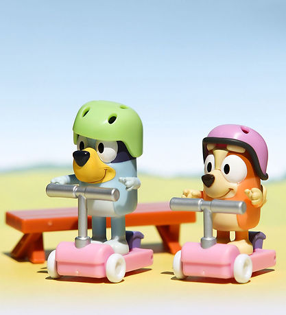 Bluey Spielset - Bluey und Bingos Scooter Spaß