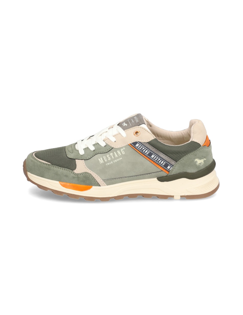 Sneaker