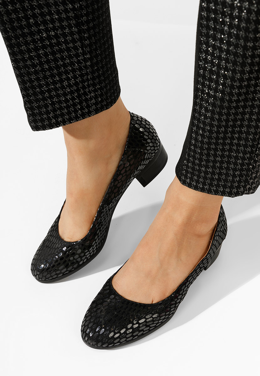 Chaussures en cuir à talon épais noirs Montremy V4