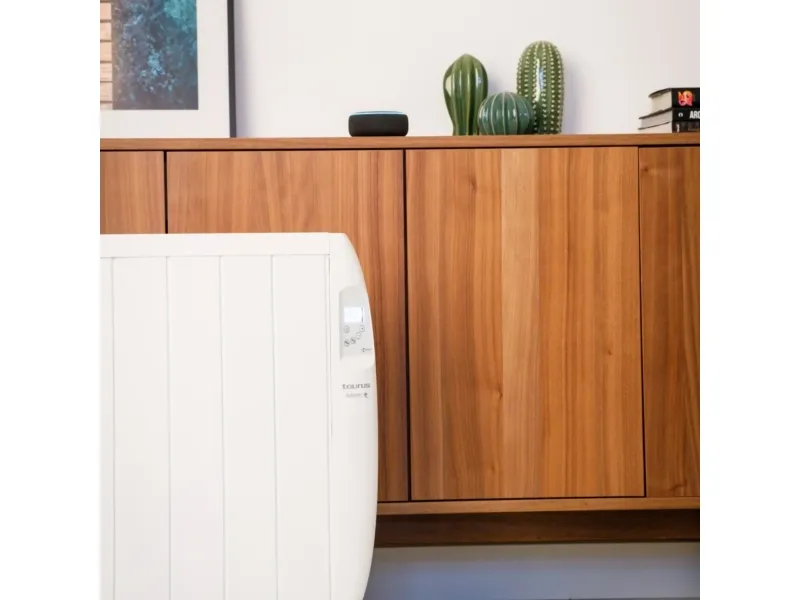 Taurus MALBORK CONNECT 1500, Konvektor elektrisk rumvarmer, IP24, Indendørs, Gulv, Væg, Hvid, LCD