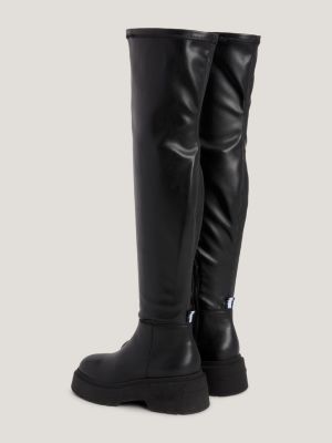 Botas de cano alto com sola grossa