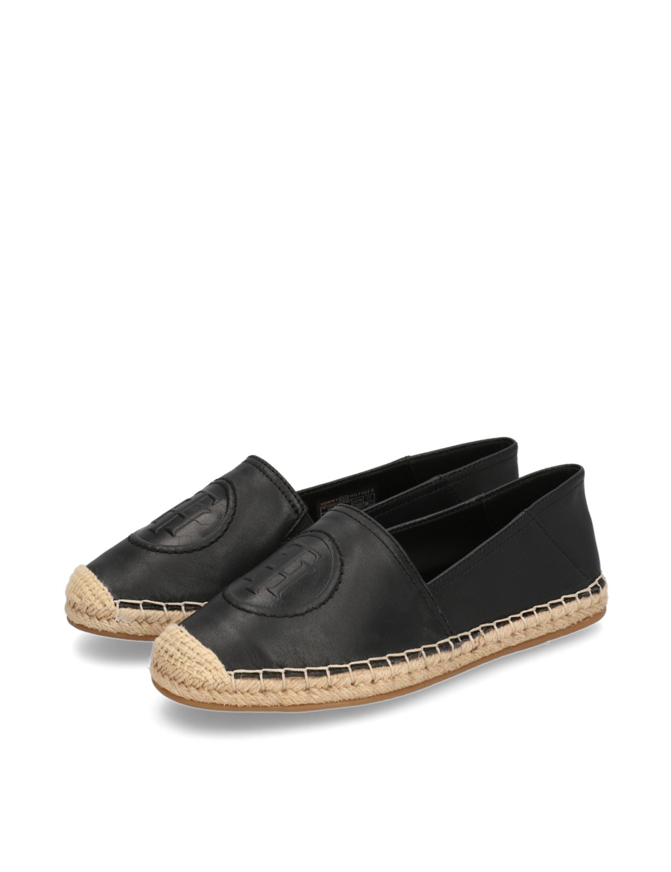 FEMININE LEATHER ESPADRILLE